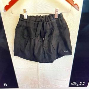 Calvin Klein Tennis Skirt with attached shorts Size M